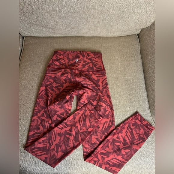 Lululemon Wunder Under HR Tight 25"-Spray Leaf Fireside - Picture 4 of 4